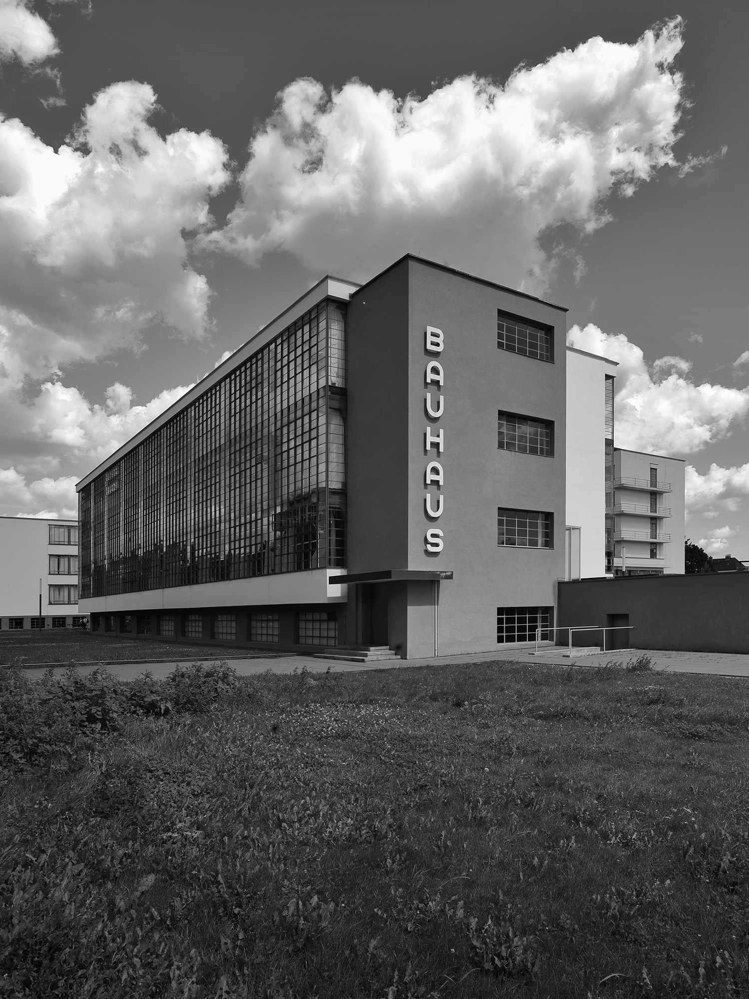 Bauhaus Buiding
Walter gropius, 1926
Dessau